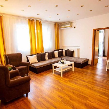 Apartment With Panoramic Terrace In City Center Bucareste Exterior foto