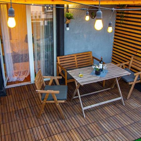 Apartment With Panoramic Terrace In City Center Bucareste Exterior foto