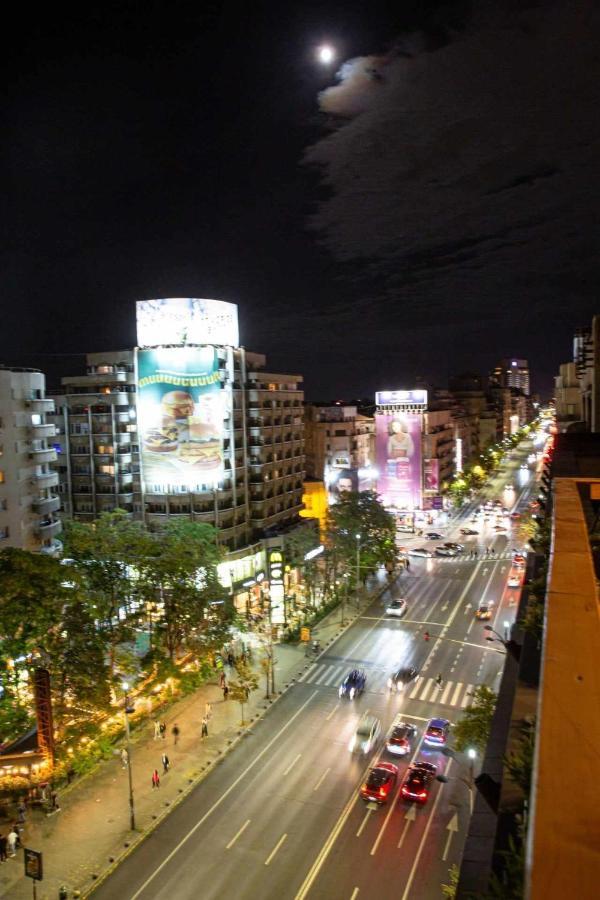 Apartment With Panoramic Terrace In City Center Bucareste Exterior foto